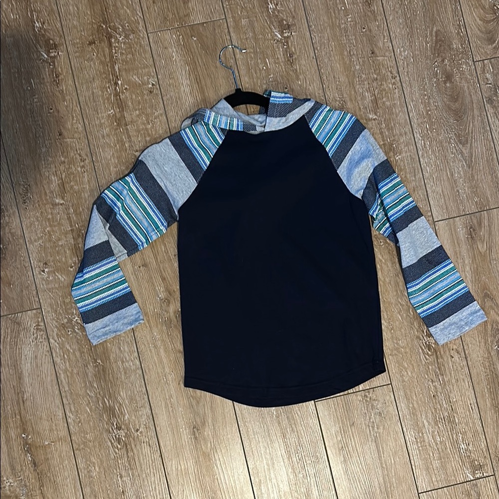 NWOT Gymboree Striped Sleeve Hoodie Boys Size M